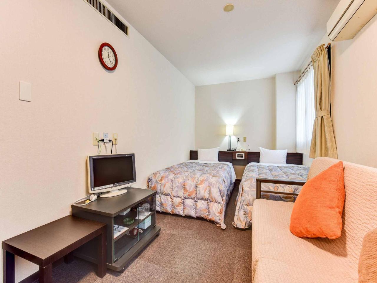 Hotel Crane Tachibana Миядзаки Екстериор снимка