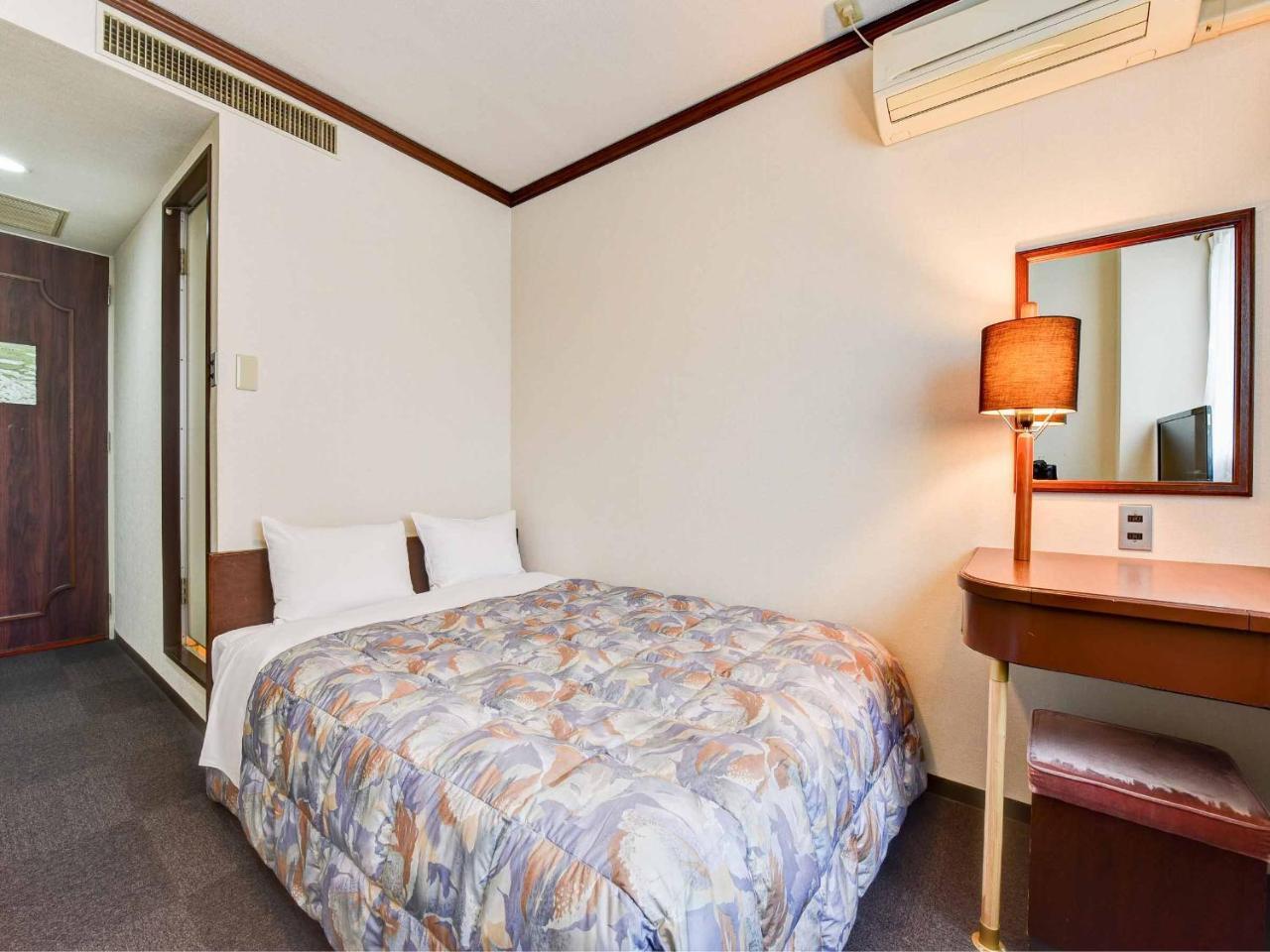 Hotel Crane Tachibana Миядзаки Екстериор снимка
